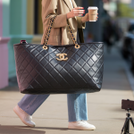 sac Chanel oversize réseaux sociaux